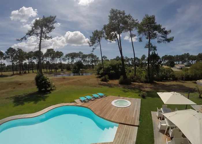 Villa Bora BoraVilla